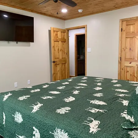 High Valley Apartments